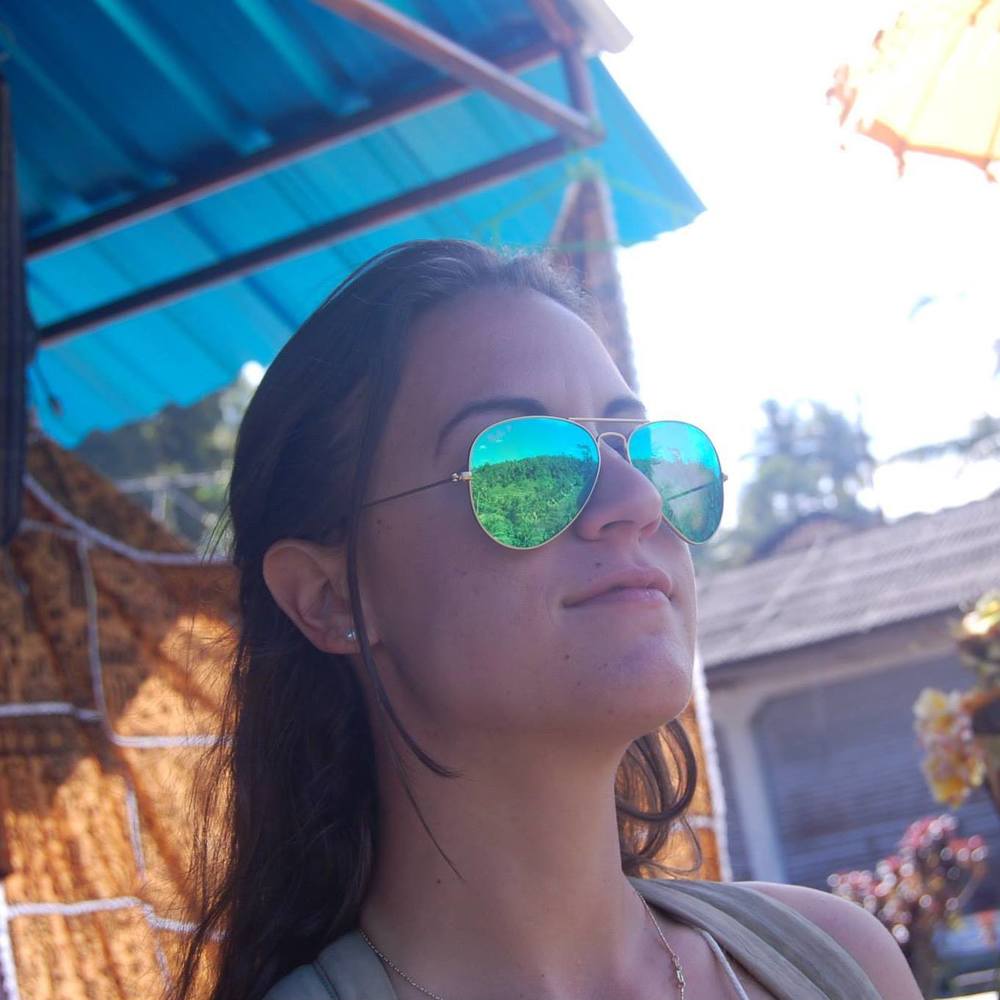 Meet your Posher, Jessica